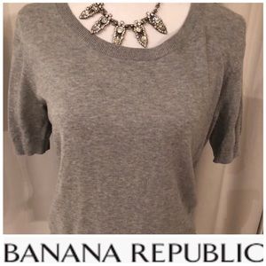 ❤️ Banana Republic gray sweater top sz L